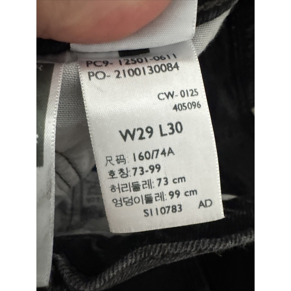 Levi's High Rise Black Straight Leg Jeans - Picture 8 of 13